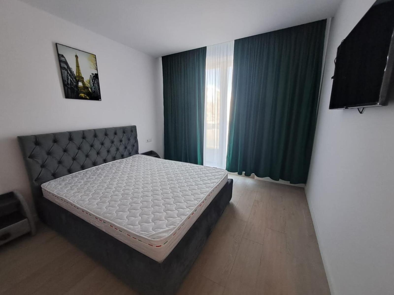 Apartment On Leon Aqua Magic