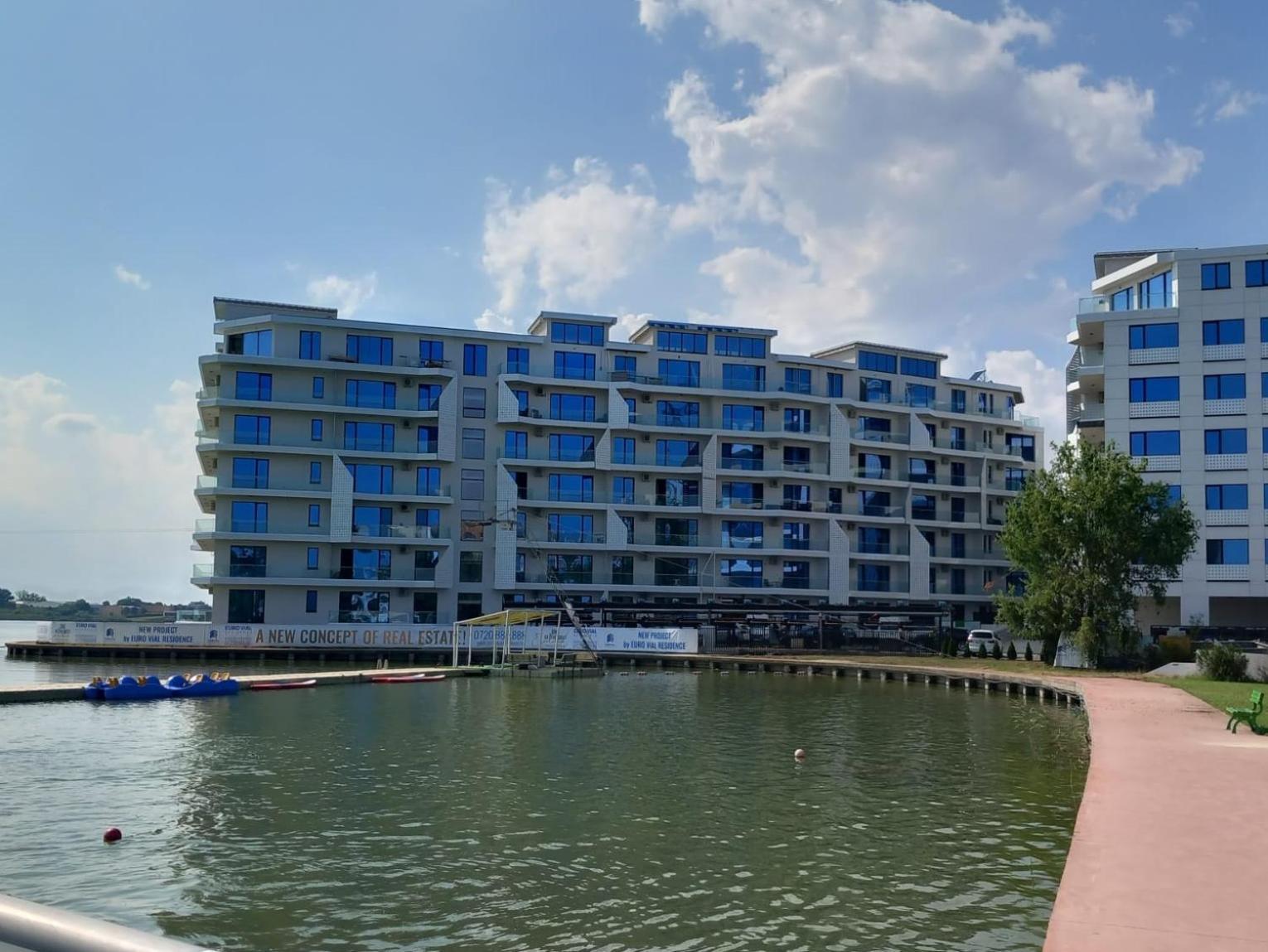 On Leon Aqua Magic Apartment Mamaia