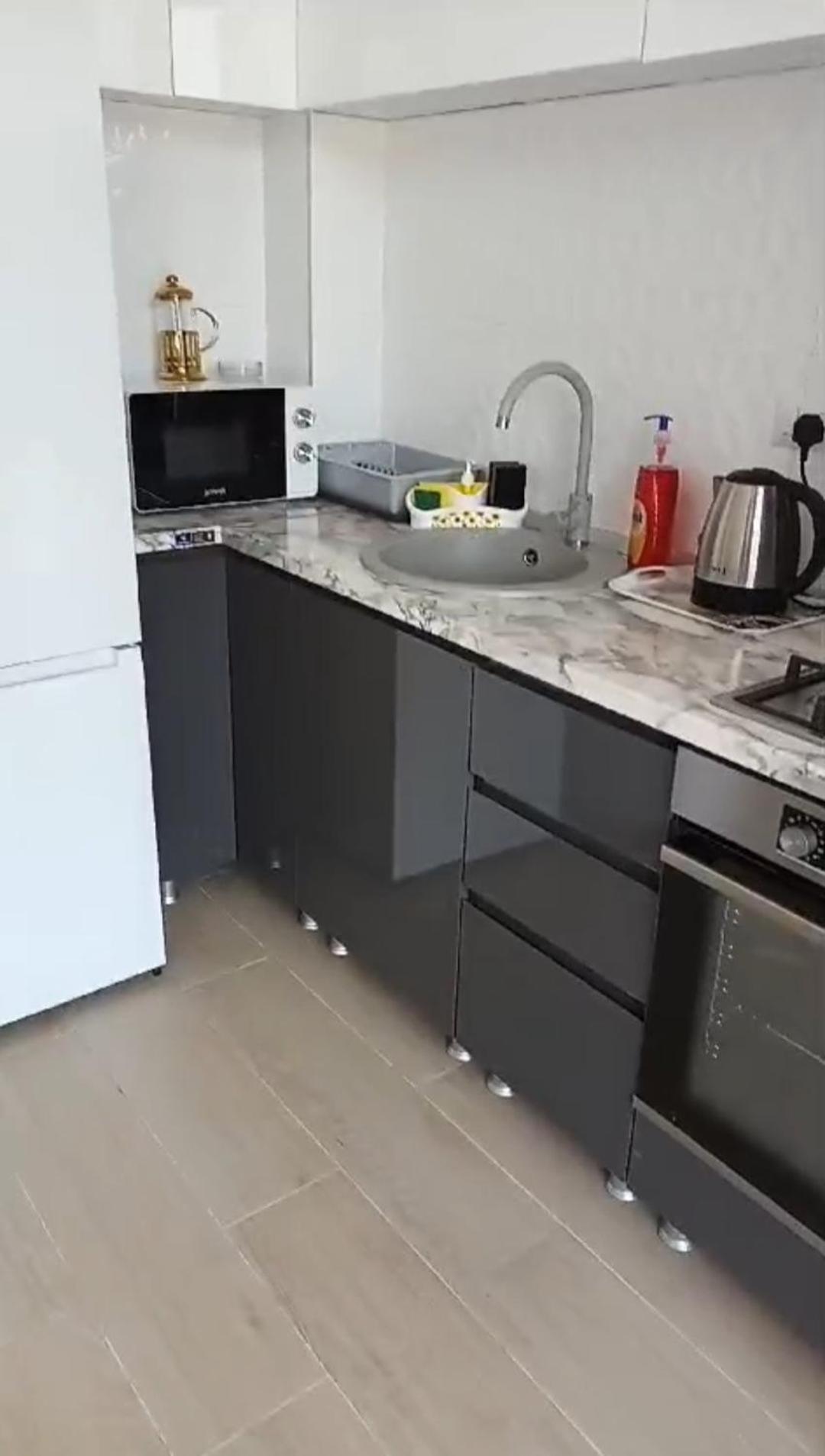 Apartment On Leon Aqua Magic